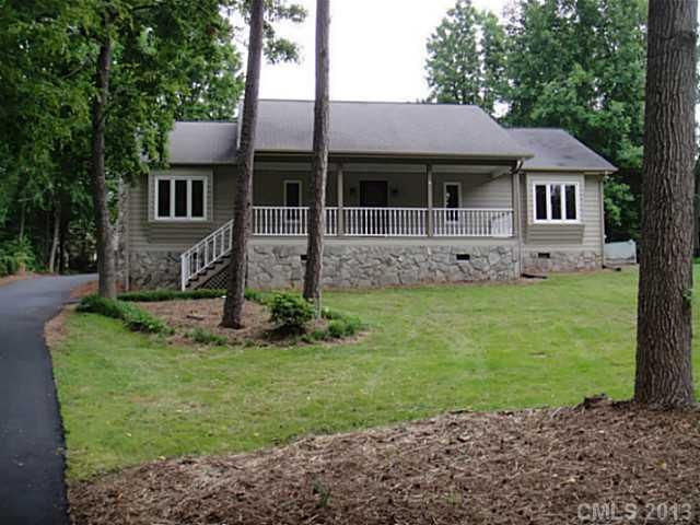 4103 S Lake Shore Rd, Denver, NC 28037