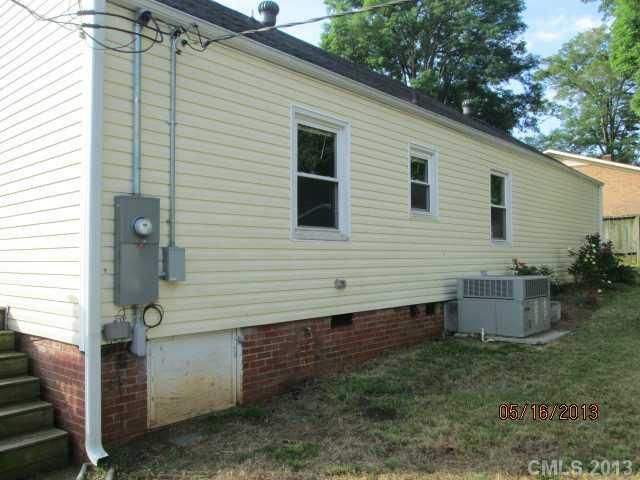 57 NE Circle Dr, Concord, NC 28025