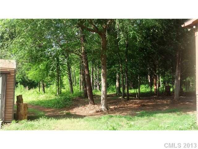 8087 Longbriar Dr, Kannapolis, NC 28081