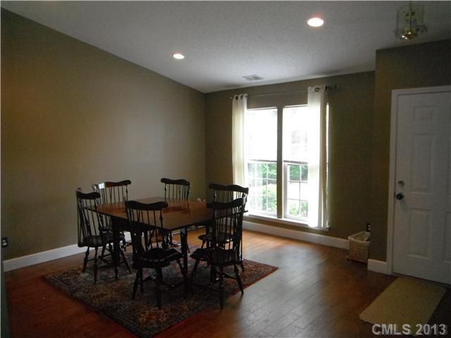 160 Lantana Dr, Mount Holly, NC 28120