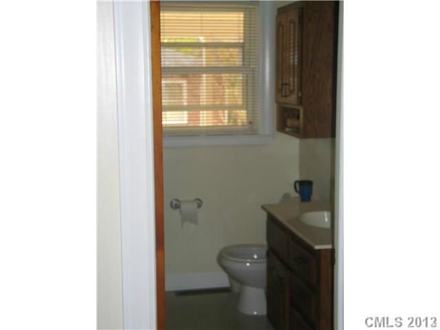 2105 Lee St, Gastonia, NC 28054