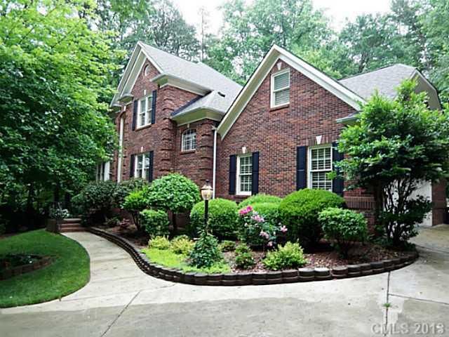 21315 Blakely Shores Dr, Cornelius, NC 28031