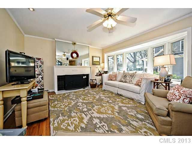 3243 Sunset Dr, Charlotte, NC 28209