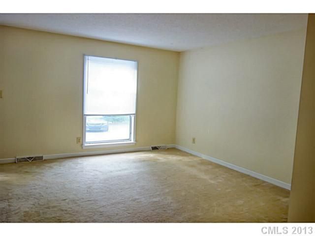 1142 Queens Rd #11, Charlotte, NC 28207