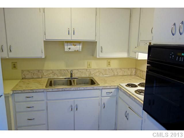 1142 Queens Rd #11, Charlotte, NC 28207