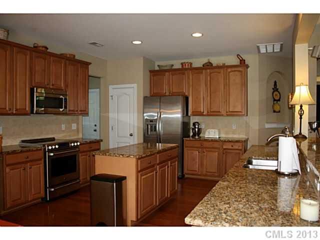 9907 Tompkins Ln, Waxhaw, NC 28173