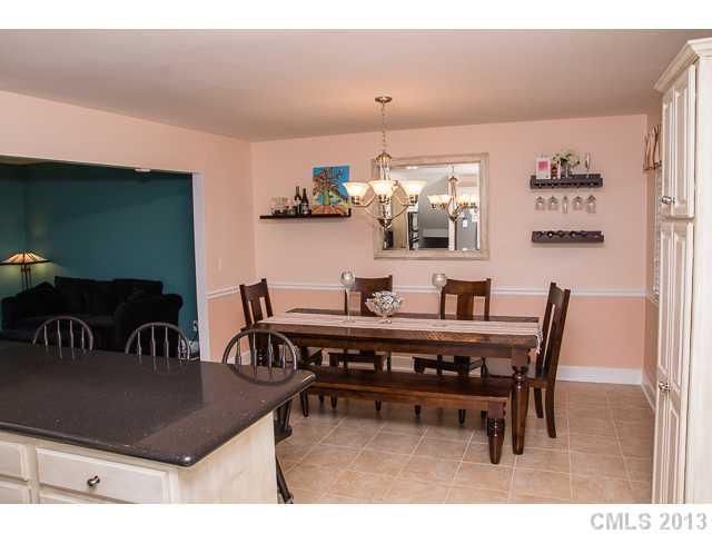 4926 Currituck Dr, Charlotte, NC 28210