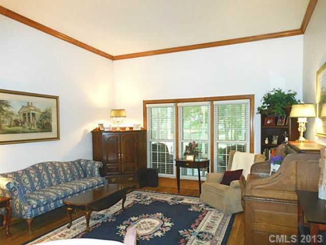 2411 Willowbrook Dr #4, Matthews, NC 28104