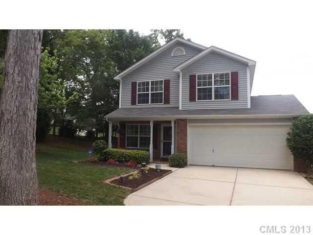 407 Oakcrest Dr, Clover, SC 29710