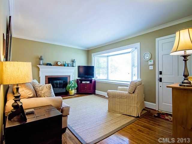 1009 Mockingbird Ln, Charlotte, NC 28209