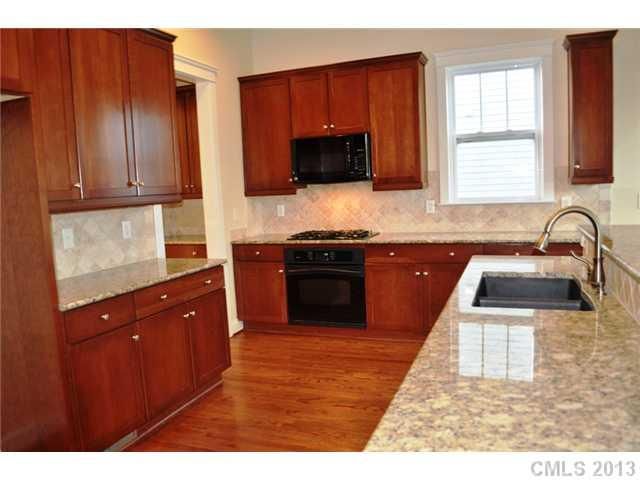 716 Mercer Pl, Huntersville, NC 28078
