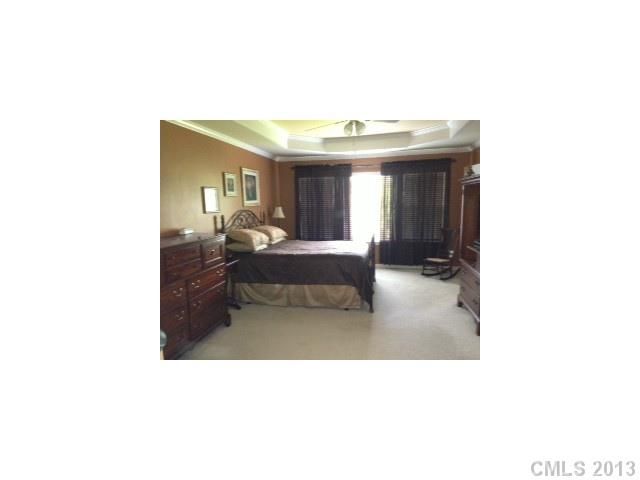 18216 Harbor Mist Rd, Cornelius, NC 28031