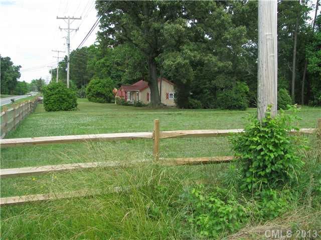 3320 Beaty Rd, Gastonia, NC 28056