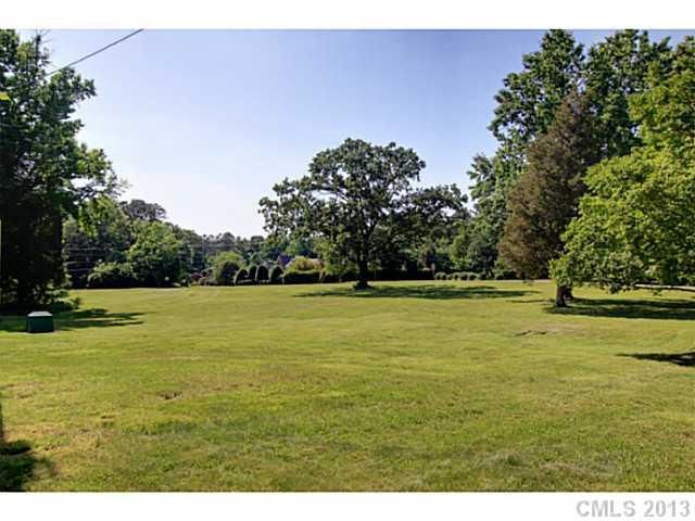 1635 Reverdy Ln, Matthews, NC 28105