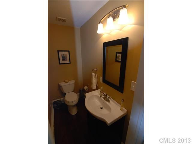 1314 Mockingbird Ln, Charlotte, NC 28209