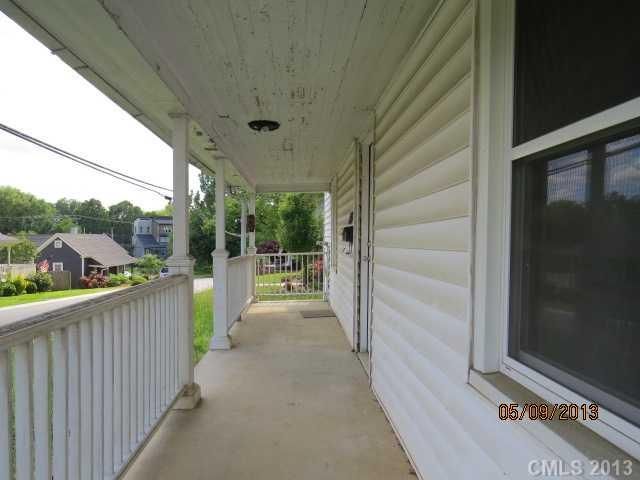 2815 Yadkin Ave, Charlotte, NC 28205