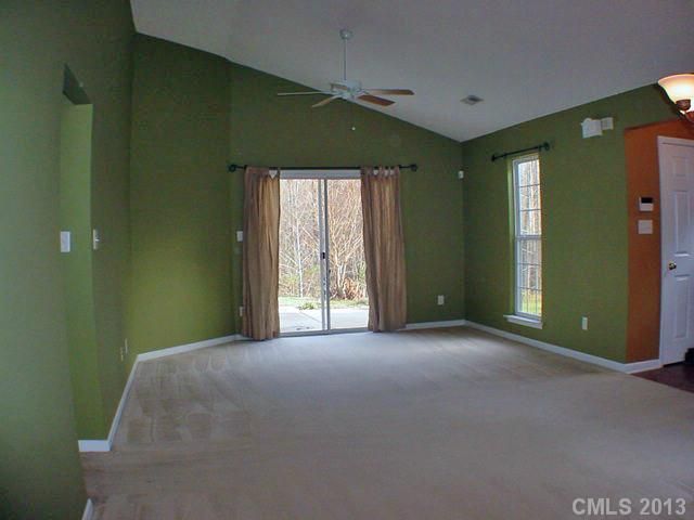 8713 Cinnabay Dr #8713, Charlotte, NC 28216