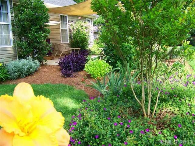 305 Margarette Ave, Belmont, NC 28012