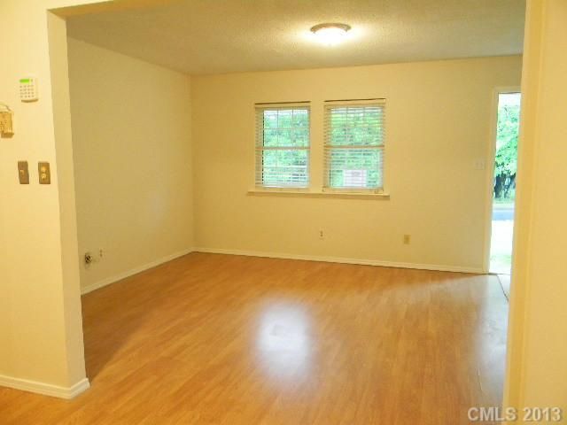 308 Winchester Rd, Troutman, NC 28166