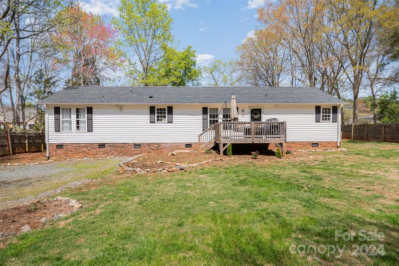 8195 Harmony Ln, Denver, NC 28037