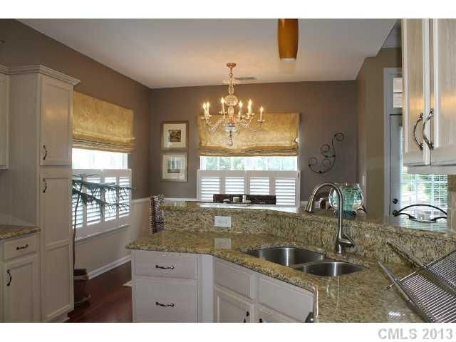 14209 Lithgow Pl, Huntersville, NC 28078
