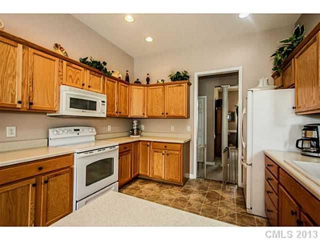 300 Pine Lake Dr, Monroe, NC 28110