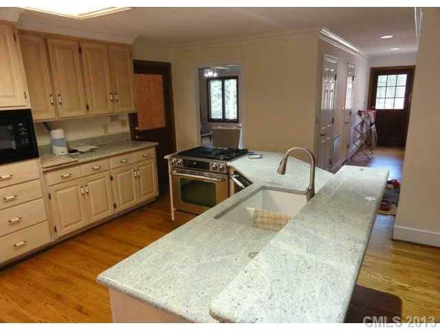 8531 Getalong Rd, Charlotte, NC 28213