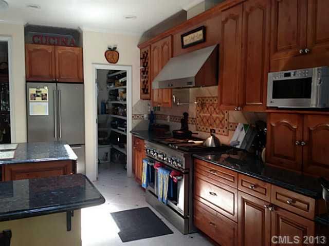 122 Creek Side Dr, Mount Holly, NC 28120