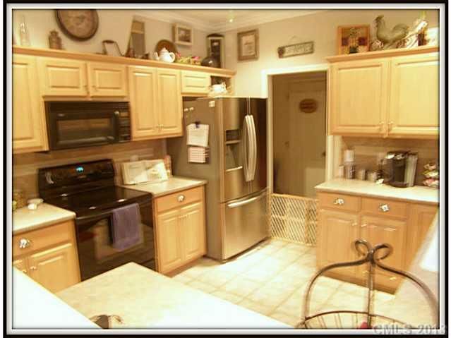 2390 Westerholt Ct, Mount Pleasant, NC 28124