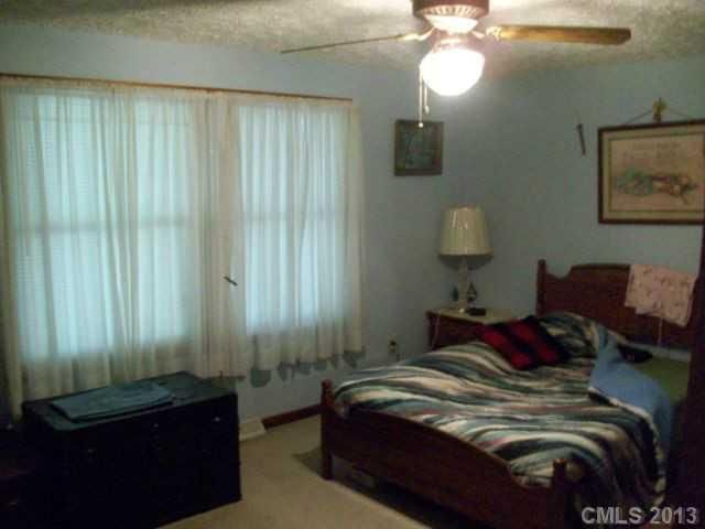7813 Medlin Rd, Monroe, NC 28112