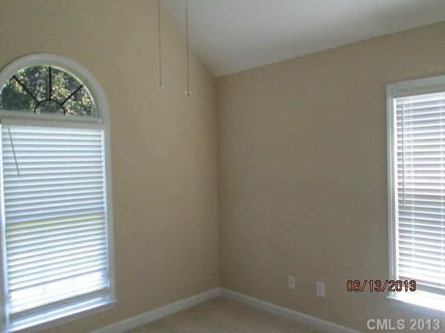 3900 Graywood Dr, Gastonia, NC 28052