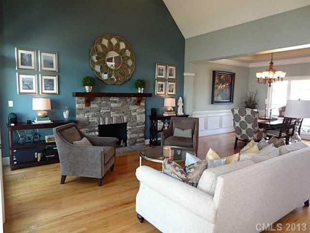 7123 Windaliere Dr, Cornelius, NC 28031