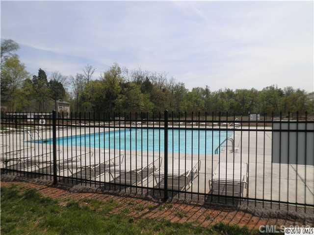 732 Yvonne Dr #96, Concord, NC 28027