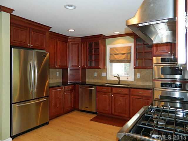 641 Marsh Rd, Charlotte, NC 28209