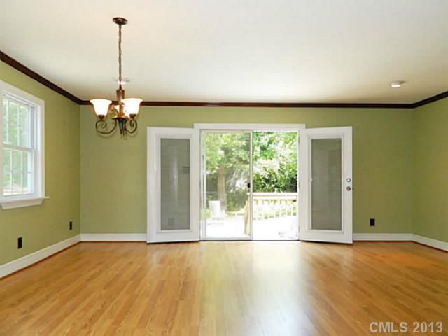 641 Marsh Rd, Charlotte, NC 28209
