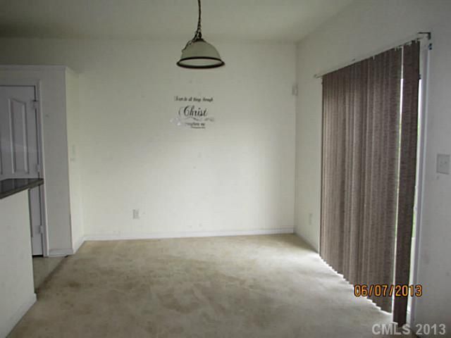 9324 Macquarie Ln, Charlotte, NC 28227