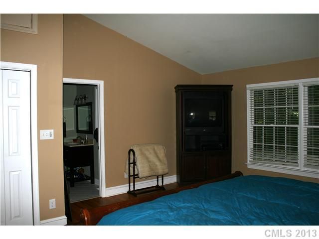 6614 Ronda Ave, Charlotte, NC 28211
