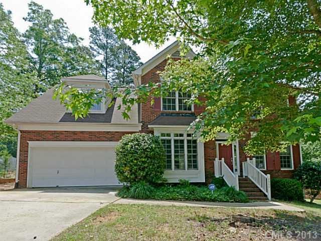 2900 Windsor Chase Dr, Matthews, NC 28105