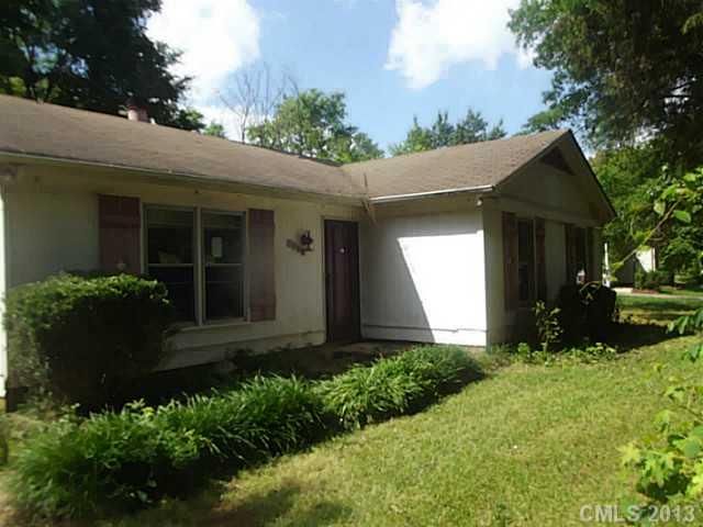6019 Trotters Ridge Rd, Charlotte, NC 28227