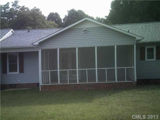 101 Roy Eaker Rd, Cherryville, NC 28021
