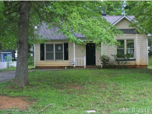 6405 Calliope Ct, Charlotte, NC 28227