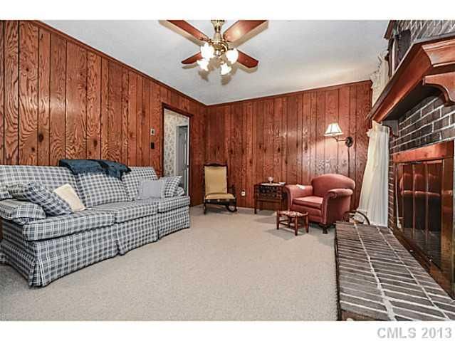 502 Kelford Ln, Charlotte, NC 28270