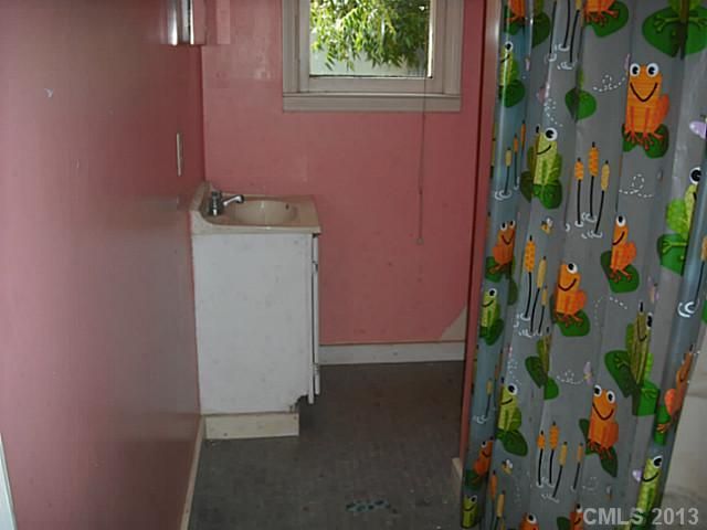 1022 S Parker St, Monroe, NC 28112