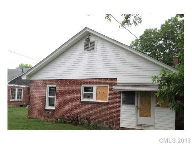 832 S Ridge Ave, Kannapolis, NC 28083