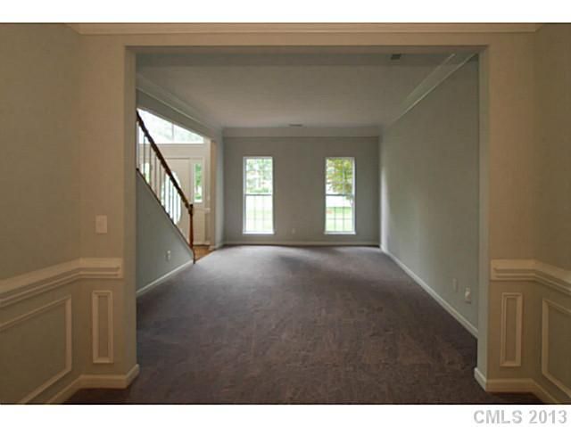 9509 Benton Pl, Charlotte, NC 28277