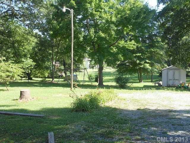 8624 Old Plank Rd, Charlotte, NC 28216