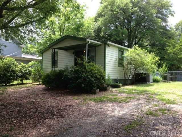 821 Lewis St, Gastonia, NC 28054