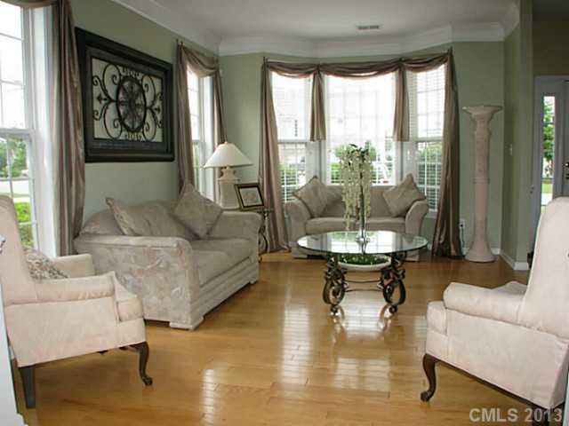 5846 Crimson Oak Ct, Harrisburg, NC 28075