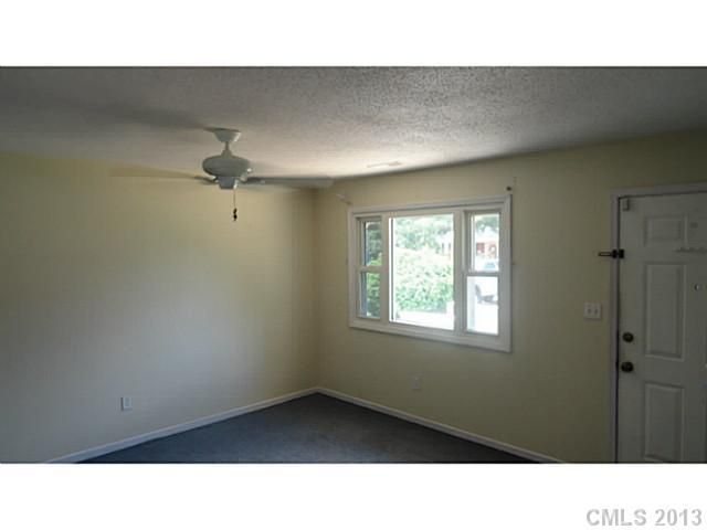 1302 Dean Dr, Dallas, NC 28034