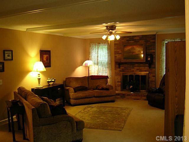 11023 Painted Tree Rd, Charlotte, NC 28226